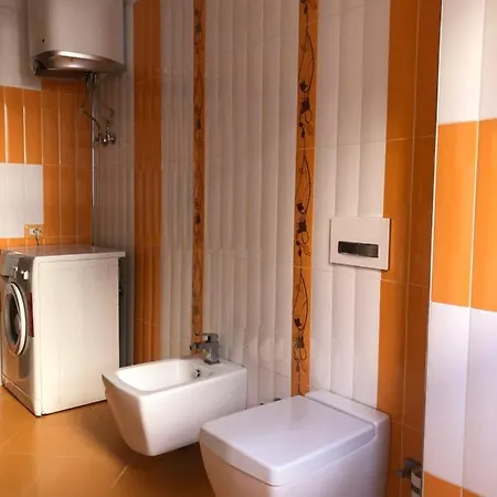 Guest House, Apartament Me Qera Ditore, アパート *